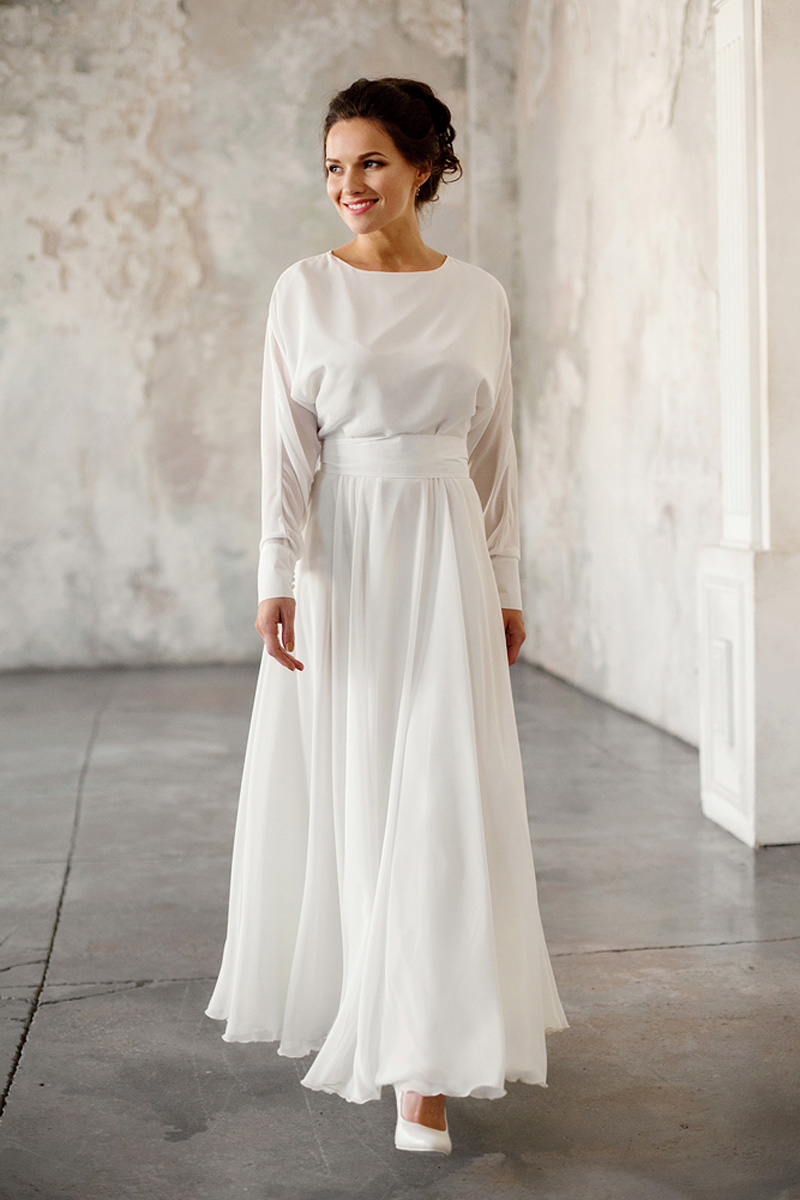 Платье для венчания для женщины. Платье для венчания. Скромное венчальное платье. Платье для венчания в церкви. Белое платье с длинным рукавом.